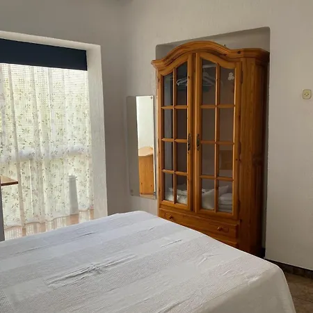 Apartment 4 - Pedro Argot